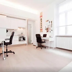 https://design-apartment-milano-city-center-duomo.italymilanhotels.net